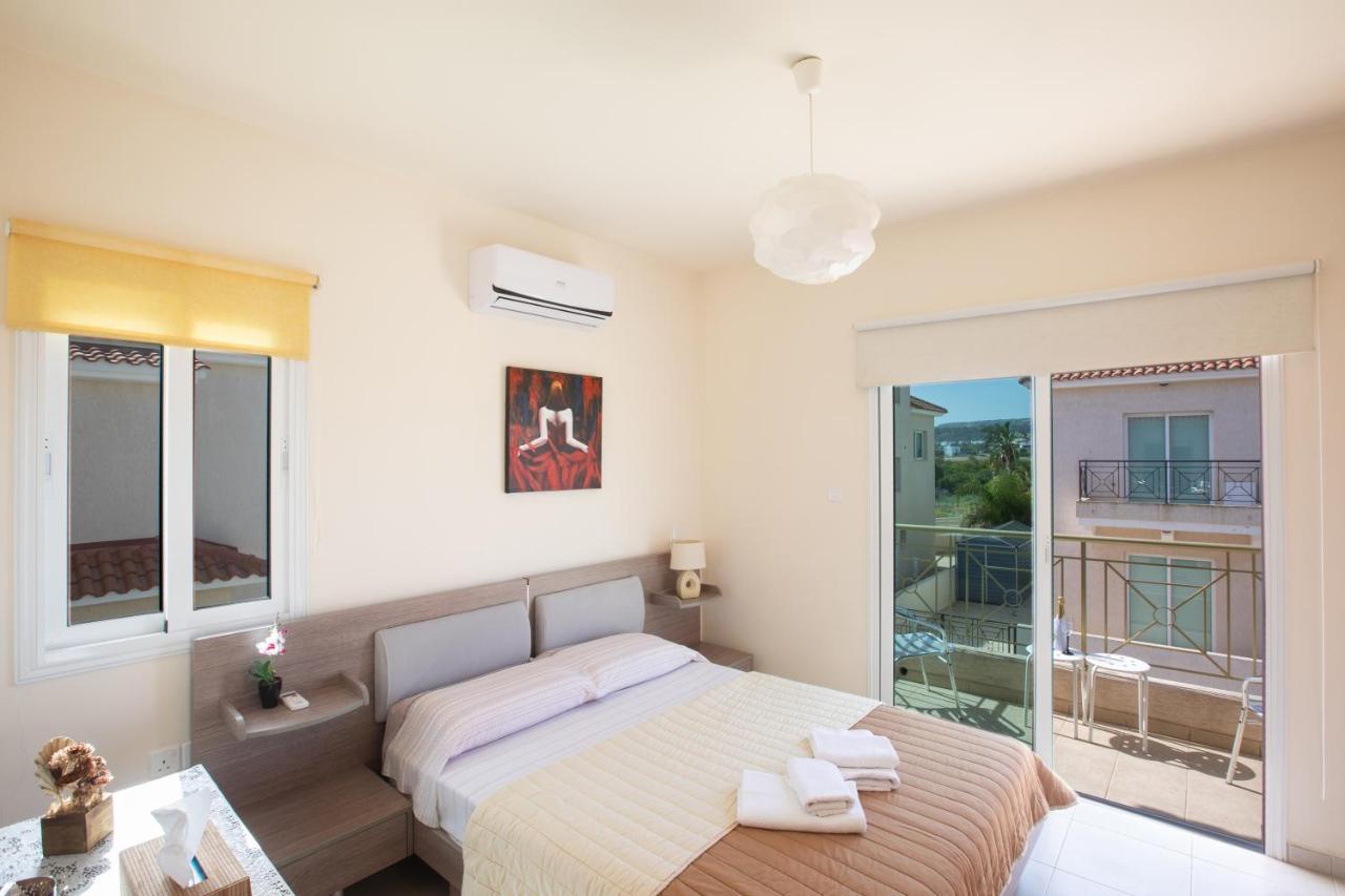 George'S Lux Villa プロタラス エクステリア 写真