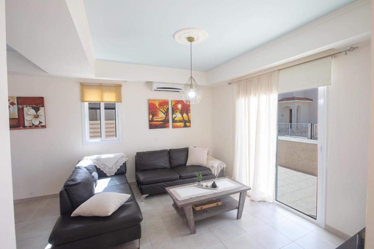 George'S Lux Villa プロタラス エクステリア 写真